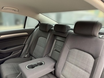 Volkswagen Passat B8 Variant Facelifting 1.5 TSI EVO 150KM 2022 Volkswagen Passat 1.5 TSI / 150 KM DSG Bussines Sa, zdjęcie 16