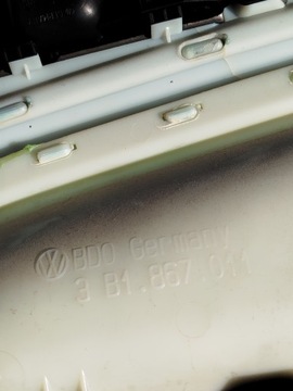 BOCZKI DRZWI TAPICERKI SKÓRA VW PASSAT B5