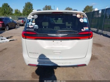 Chrysler Pacifica II 2021 Chrysler Pacifica Touring L, 2021r., 3.6L 3.6 Benzyna 287KM, zdjęcie 7