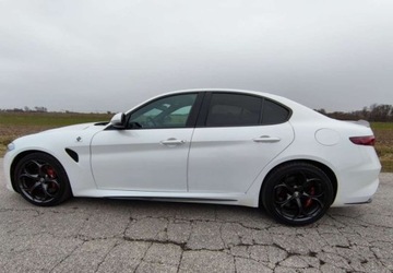 Alfa Romeo Giulia II Sedan 2.9 V6 510KM 2017 Alfa Romeo Giulia Alfa Romeo Giulia 2.9 V6 Bi-Turbo AT8 Quadrifoglio 2.9, zdjęcie 22