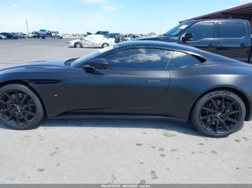 Aston Martin DB11 2017 Aston Martin DB11 2017 Aston Martin DB11 Launch Edition 5.2 Benzyna 600KM, zdjęcie 10