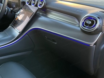 Mercedes GLC C254/X254 Coupe 2.0 300 258KM 2025 MERCEDES-BENZ GLC 300 4-Matic AMG Line 2.0 (258KM) 2025, zdjęcie 8