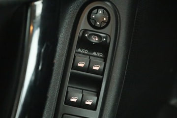 Citroen C3 II Hatchback facelifting 1.2 VTi 82KM 2015 Citroen C3 1.2 VTi, Klima, Klimatronic, Tempomat, zdjęcie 11