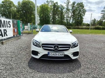 Mercedes Klasa E W213 Limuzyna 2.0 220d 194KM 2017 Mercedes E 220 Super stan faktura vat 23%, zdjęcie 1