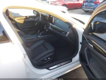BMW Seria 5 G30-G31 2021 BMW Seria 5 530i 2021 2.0 Benzyna 248KM, zdjęcie 9