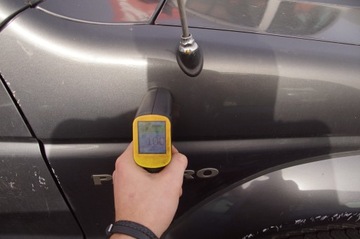 BLATNÍK PRAVÝ PŘEDNÍ MITSUBISHI PAJERO