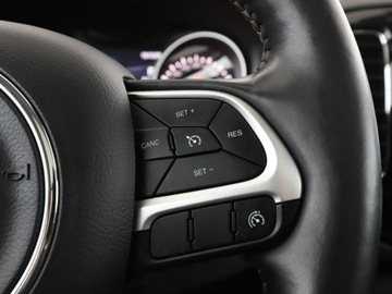 Jeep Compass II SUV 2.0 MJD 170KM 2018 Jeep Compass 2.0d Automat 4WD Limited Panorama, zdjęcie 30