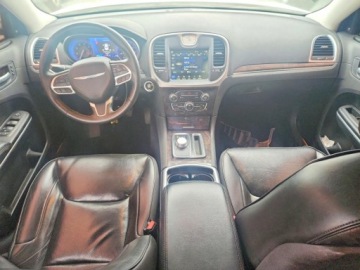 Chrysler 300C II 2022 Chrysler 300 2022 CHRYSLER 300 TOURING L 3.6 Benzyna 292KM, zdjęcie 7