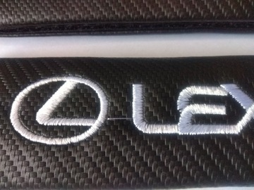 Чехлы на ремни безопасности Lexus Carbon