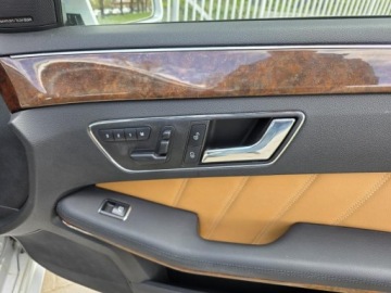 Mercedes Klasa E W212 Kombi 350 4MATIC 272KM 2011 MERCEDES E 350 4MATIC, V6 3.5l 272KM Przebieg: 194,588km Dokumentacja, zdjęcie 36