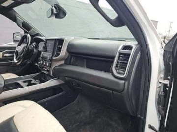  RAM 1500 Big Horn Crew Cab Short Bed 2021 5.7 Benzyna 395KM, zdjęcie 9