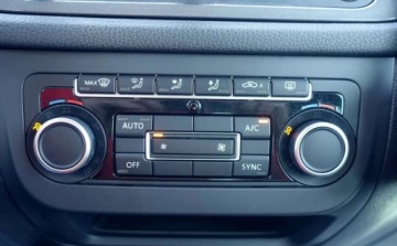 Volkswagen Tiguan I SUV Facelifting 2.0 TDI CR DPF BlueMotion 140KM 2012 Volkswagen Tiguan 2.0TDI 140KM 4Motion 4x4 LIFT Navi Klimatronik Alcantara, zdjęcie 19