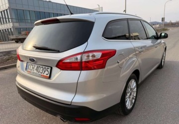 Ford Focus III Kombi 1.6 EcoBoost 150KM 2011 Ford Focus TITANIUM 1.6EB 150ps 6Biegow Tylko115TysPrzebiegu SamParkuje UN, zdjęcie 6