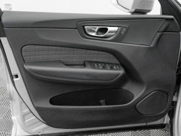 Volvo XC60 II 2023 Volvo XC 60 FZ7554T#B4 D Core Podgrz.f kier I, zdjęcie 11