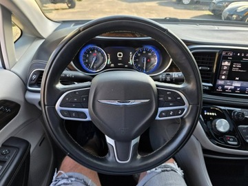 Chrysler Pacifica II 3.6 V6 291KM 2022 Chrysler Pacifica Limited 3.6 Benzyna 291 KM,, zdjęcie 11