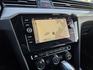 Volkswagen Passat B8 Variant 2.0 TDI BlueMotion SCR 150KM 2019 Volkswagen Passat Variant 2,0 diesel 150KM DSG LED, zdjęcie 12