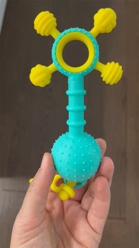 Прорезыватель Gumlii с погремушкой