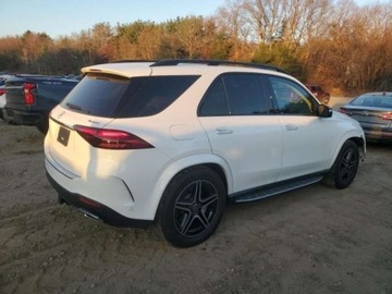 Mercedes GLE V167 2024 Mercedes-Benz GLE 2024, 2.0L, 4x4, od ubezpieczalni 2.0 Benzyna 255KM, zdjęcie 3