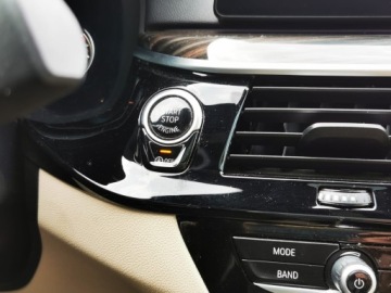 BMW Seria 5 G30-G31 2017 BMW 5 G30 530i xdrive * Mpakiet * Dokumentacja *Bogate wyposażenie, zdjęcie 29