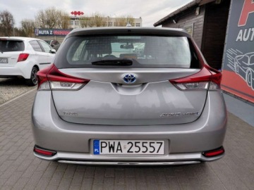 Toyota Auris II 2015 Toyota Auris Kamera Klimatronik Sensor Automat Hybryda 1.8 Hybryda 99KM, zdjęcie 5