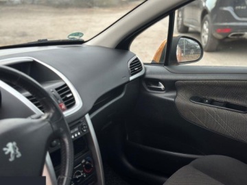 Peugeot 207 Hatchback 5d 1.6 VTi 120KM 2007 Peugeot 207 120 VTi Sport 120KM 2007r, zdjęcie 16