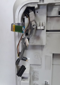 Вверху — сканер Xerox WorkCentre 3220 без АПД