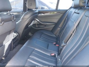 BMW Seria 5 G30-G31 2018 BMW Seria 5 2018 BMW 530I 2.0 Benzyna 248KM, zdjęcie 8
