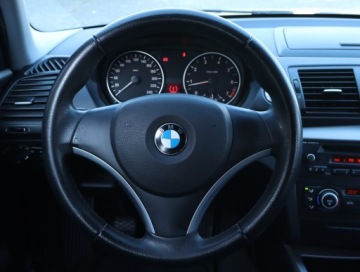 BMW Seria 1 E81/E87 2009 BMW 1 116i, Klima, Klimatronic, zdjęcie 16