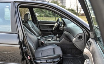 BMW Seria 5 E39 Touring 530 d 24V 193KM 2003 BMW Seria 5 3,0d 2003 r. Automat Lift M-Pakiet 2.9 Diesel 193KM, zdjęcie 10