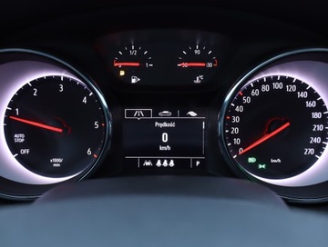 Opel Insignia II Sports Tourer Facelifting 2.0 Diesel 174KM 2021 Opel Insignia 2.0 CDTI, Salon Polska, zdjęcie 10