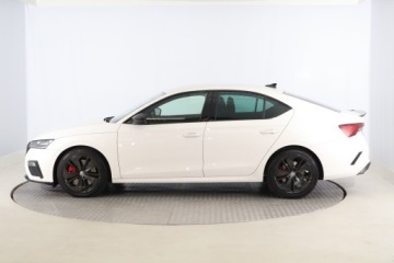 Skoda Octavia IV RS Liftback 2.0 TSI 245KM 2022 Skoda Octavia RS 2.0 TSI, Salon Polska, zdjęcie 2