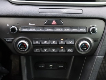 Kia Sportage IV SUV Facelifting 1.6 T-GDI 177KM 2019 Kia Sportage 1.6 T-GDI, Salon Polska, Serwis ASO, zdjęcie 12
