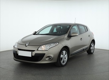 Renault Megane III Hatchback 1.6 16v 110KM 2010 Renault Megane 1.6 16V, Salon Polska, Serwis ASO, zdjęcie 1