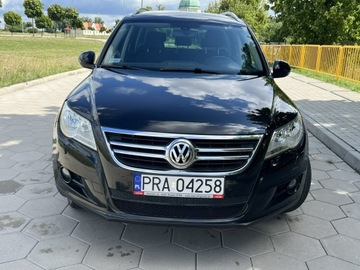 Volkswagen Tiguan I SUV 2.0 TDI CR DPF BlueMotion 110KM 2011 Volkswagen Tiguan Zarejestrowany Team Bluemotion, zdjęcie 1