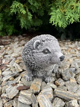 Садовая фигура из бетона Ежик