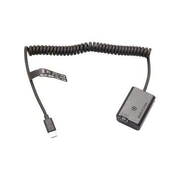 Например, декодированный аккумуляторный адаптер Fw50 с кабелем USB C.