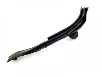 BMW E72 Прокладка капота передняя правая