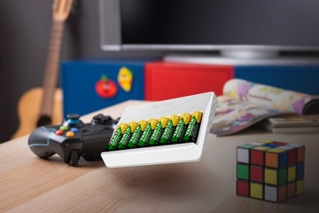 Мультизарядное устройство Varta 57659 белое