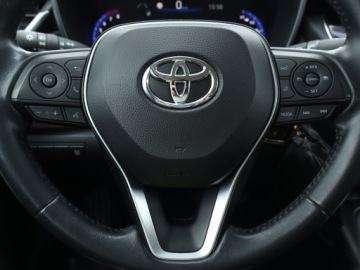 Toyota Corolla XII Sedan 1.5 VVT-i 125KM 2022 Toyota Corolla 1.5 VVT-i, Salon Polska, zdjęcie 18