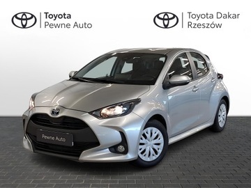 Toyota Yaris IV Hatchback 1.5 Hybrid Dynamic Force 116KM 2023 Toyota Yaris Hybrid 1.5 Comfort IV (2020-) Toyota