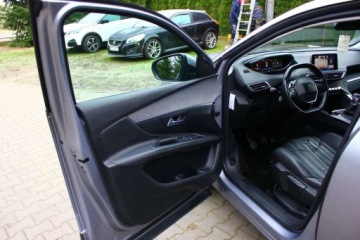 Peugeot 3008 II Crossover 1.5 BlueHDI 130KM 2018 Peugeot 3008 1.5 HDI 130KM Allure Skory Navigacja Kamera Alu 18 Ladne Auto, zdjęcie 28