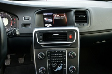 Volvo V60 I Kombi 1.6 T4 180KM 2012 Volvo V60 T4 Benzyna 180Km Xenon Ledy Skóra Navi, zdjęcie 29