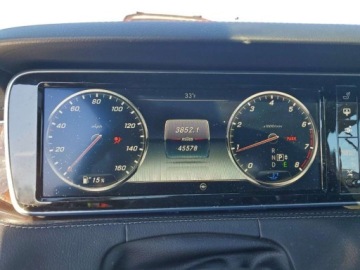 Mercedes Klasa S W222 2015 Mercedes-Benz Klasa S 2015 MERCEDES-BENZ S 550 4.7 Benzyna 449KM, zdjęcie 9