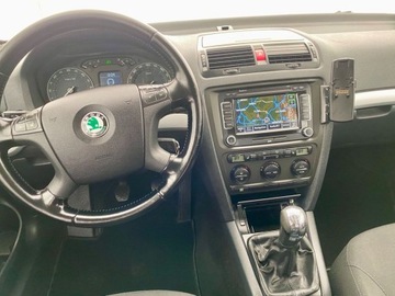 Skoda Octavia II Kombi 2.0 TDI CR DPF 140KM 2008 Skoda Octavia Zarejstrowany w kraju 2.0 Diesel 140KM, zdjęcie 13