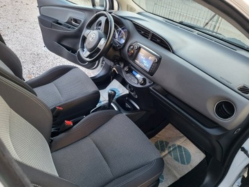 Toyota Yaris III Hatchback 5d Facelifting Hybrid 100KM 2016 Toyota Yaris 1.5 Hybrid 100% Org Przebieg 132 Tyś, zdjęcie 18