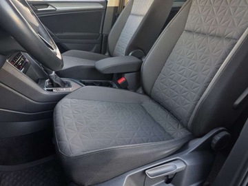 Volkswagen Tiguan II SUV Facelifting 2.0 TDI 150KM 2022 Volkswagen Tiguan Bezwypadkowy Salon Polska Serwisowany ASO 2.0 Diesel, zdjęcie 21