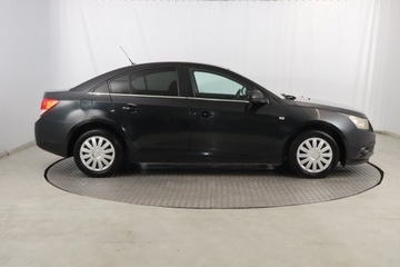 Chevrolet Cruze Sedan 1.8 16V DOHC 141KM 2011 Chevrolet Cruze 1.8 i 16V, Klima, Klimatronic, zdjęcie 5
