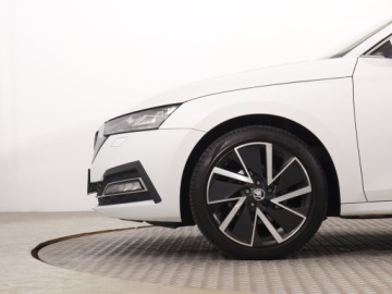 Skoda Octavia IV Scout 1.5 TSI ACT 150KM 2021 Skoda Octavia 1.5 TSI, Salon Polska, zdjęcie 13