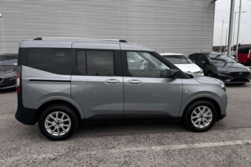 Ford Tourneo Courier II 1.0 EcoBoost 125KM 2026 FORD Tourneo Courier Titanium 1.0 125KM, zdjęcie 8