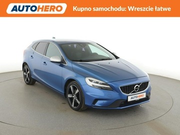 Volvo V40 II 2019 Volvo V40 R-line full LED klima auto navi grzane, zdjęcie 9
